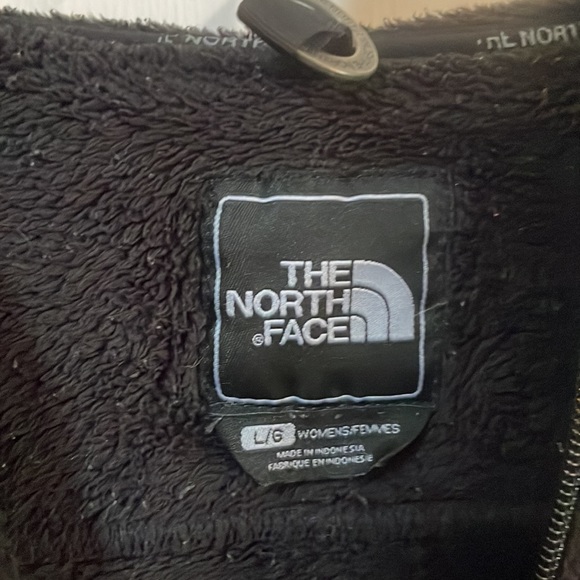 The North Face black Hi-Pile fleece jacket - Picture 2 of 4